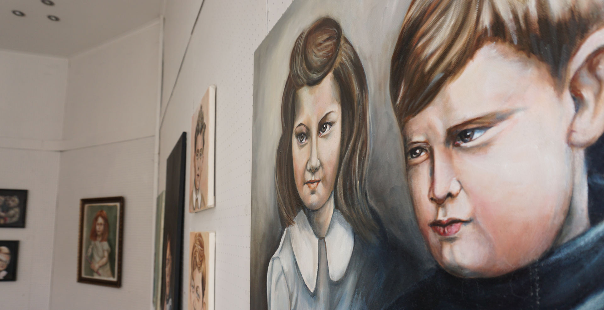 Seitliche Fotogafie in der Ausstellung: Werkstatt 2021 in Gelsenkirchen